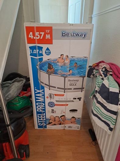 Bestway 4.5m swimming pool