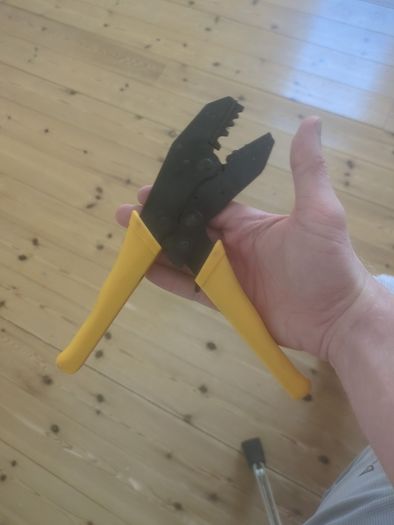 Lug Crimper