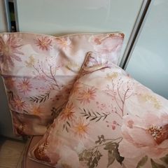 2 x blush pattern cushions(matching set in ads)
