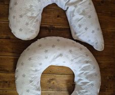 Nursing pillows (2)