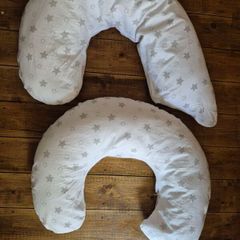 Nursing pillows (2)