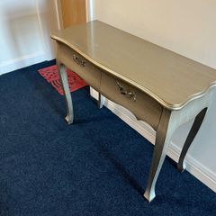 console table
