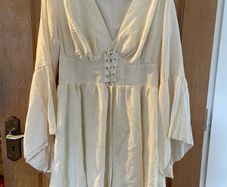 Stunning cream tunic size 14