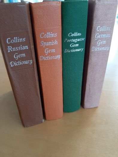 Collins Pocket Spanish dictionary