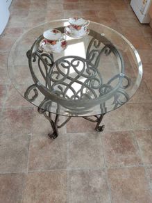 small glass top table like new.