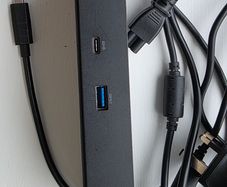 DELL WD19 Docking Station