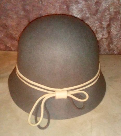 Woman's Hat