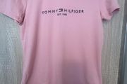 Tommy Hilfiger tshirt size M