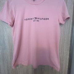 Tommy Hilfiger tshirt size M