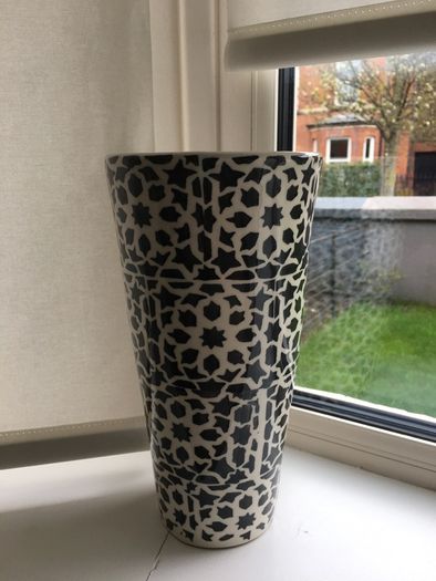 Black & cream Marks & Spencer Vase