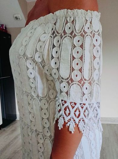 White mini off shoulder dress, size 10, Made in Italy