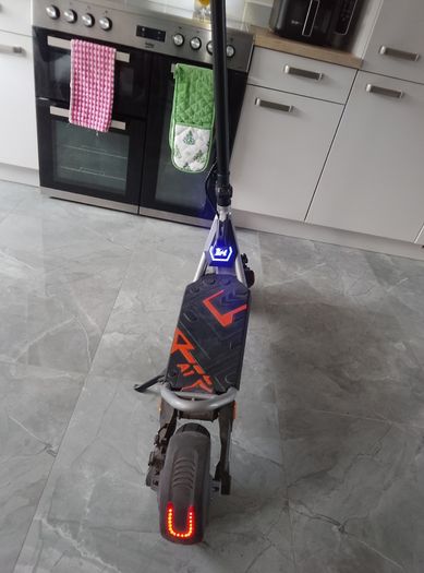 Electric scooter kukirn a1