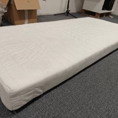 Single Mattress 90x190cm   Like New E30