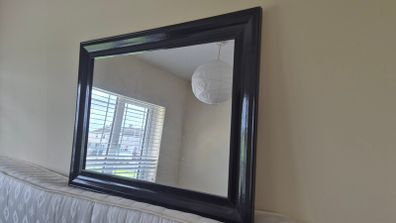 mirror 845 x 645