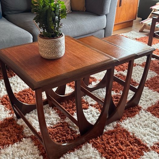 G plan nest of tables