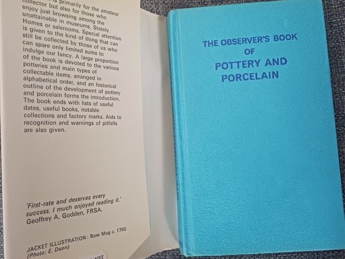 The Observer's Book of Pottery & Porcelain/ 1977