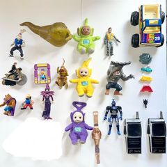 vintage action figures and accessories 1980's & 1990's retro collectibles