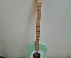 kids guitar