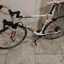 carbon fibre bike Image 4