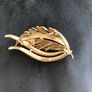 Lisner brooch Image 3