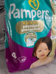pampers