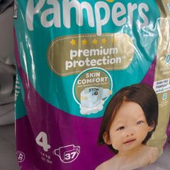 pampers