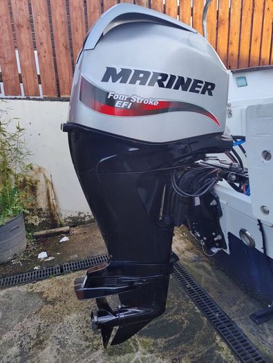 Quicksilver 500 Pilothouse boat