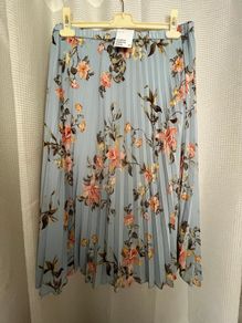 H&M Pleated Skirt