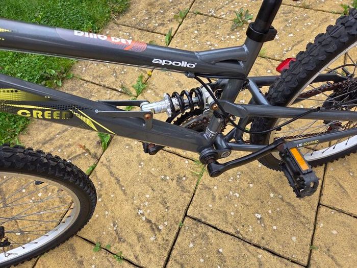 Apollo creed full suspension bike, need some TLC, new tyres, 24 inch