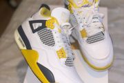 Jordan 4