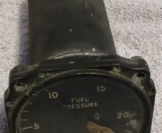 vintage collectable fuel pressure gauge