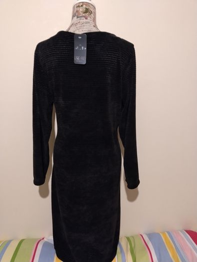 Beautiful Pocket Dress, New With Tags