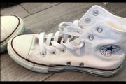 Converse runners womens size 3