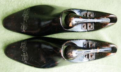 Authentic Antique Victorian Wooden Shoe Trees / Boot Trees.