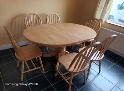 Virtually New and Totally Unused Table & 6 Chairs