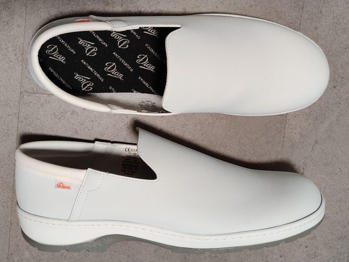 hospital/kitchen shoes