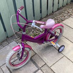 Kids Bike - Free - ideal for 3 or 4 year old girl