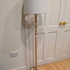 Brand new floor lamp with shade