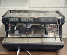 Nuova Simonelli Appia II 2 Group Commercial Coffee Espresso Machine