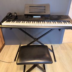 Casio WK7600 Keyboard + Stand + Power Adapter
