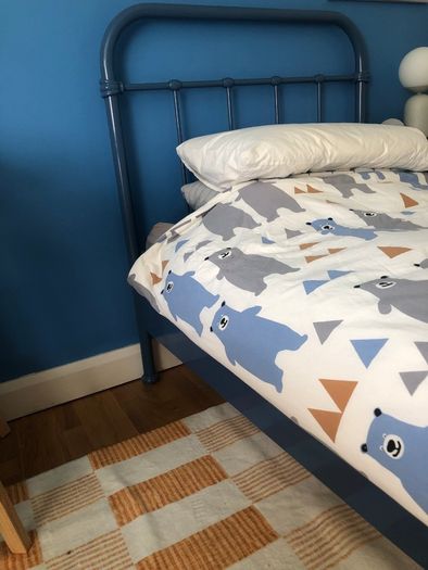 Single bed frame