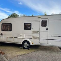 Caravan Pageant Champagne