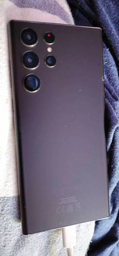 Samsung Galaxy S22 Ultra 5G 128GB Unlocked.
