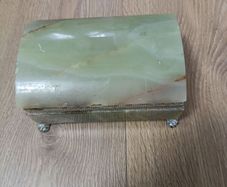 Vintage green Jade box