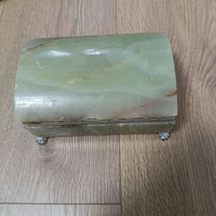 Vintage green Jade box