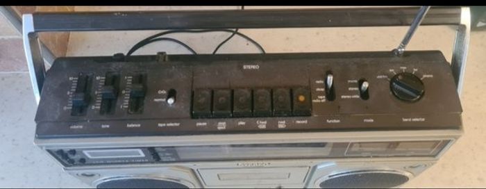 Bush Ghettoblaster