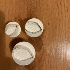 Set of 3 leaf plunger cutters