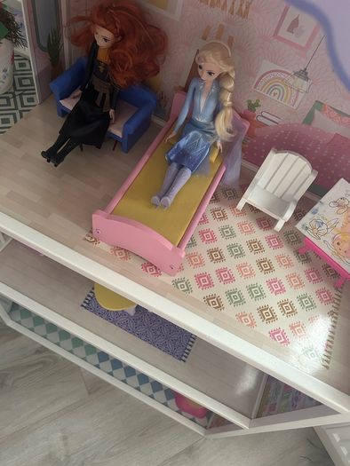Dolls house