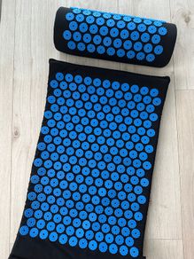 Spike mat, massage for back and neck pain