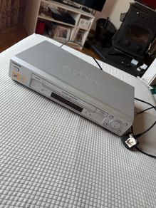 Sony SLV-SE730I VHS Video Cassette Recorder (PAL / SCART)